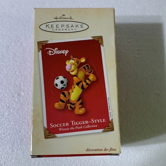 Hallmark Tigger 03 Soccer Ornament - Picture 5 of 8